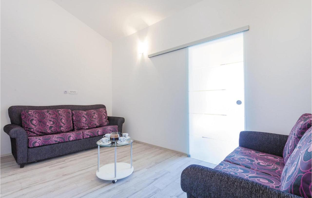 Lovely Apartment In Kastel Stafilic With Jacuzzi Kaštela 외부 사진